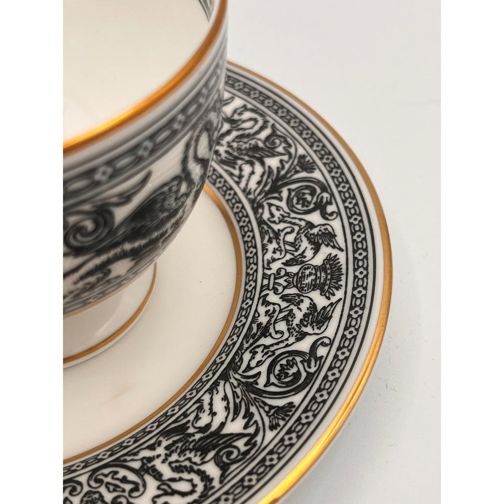 FLORENTINE BLACK by Wedgwood Leigh Tea Cup & Saucer England Black Dragons‎ - Picture 8 of 8